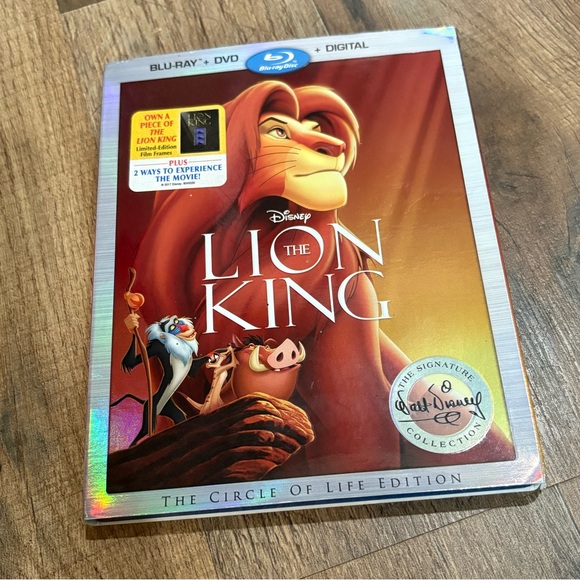 Disney The Lion King Blu-ray DVD Digital Set - EUC - Picture 1 of 8